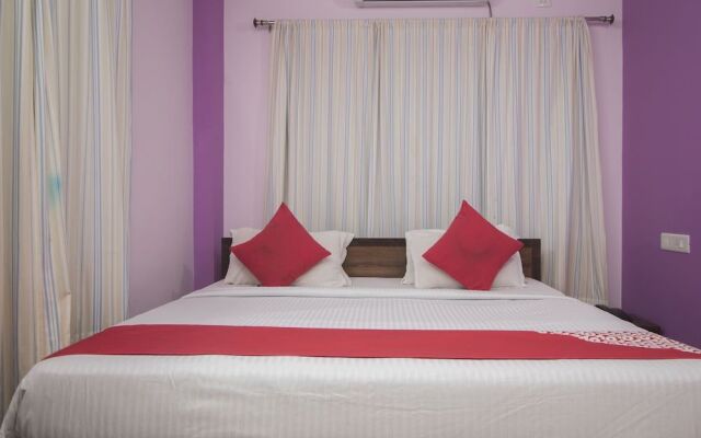 OYO 12751 Greenwood Hotel