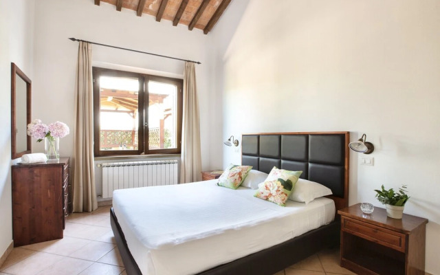 Residence con piscina a Vada A.C WIFI