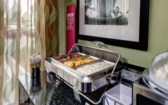 Hampton Inn & Suites Fultondale Birmingham I 65, AL