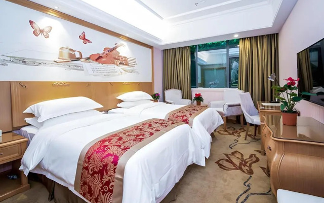 Vienna Hotel Wuhan Lengjiao Lake Wanda Metro