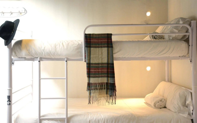 room00 Chueca Hostel
