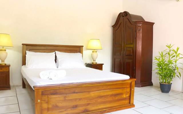 Hotel Aurelia Negombo