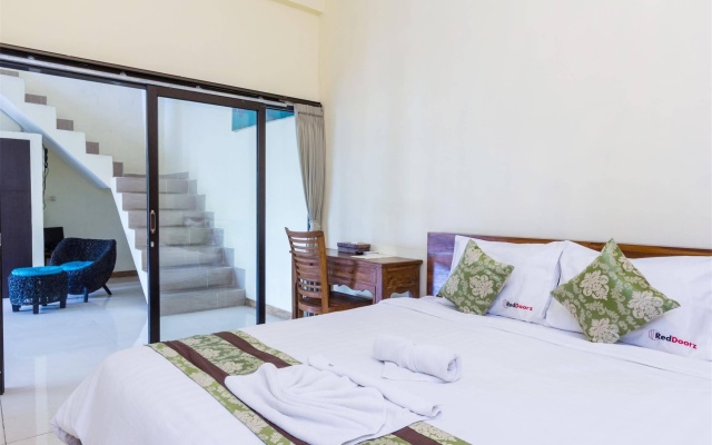 RedDoorz @ Kerobokan Dalung – Guest Rooms – Denpasar