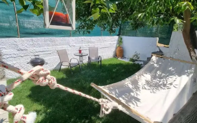 The Garden House in Paradisi