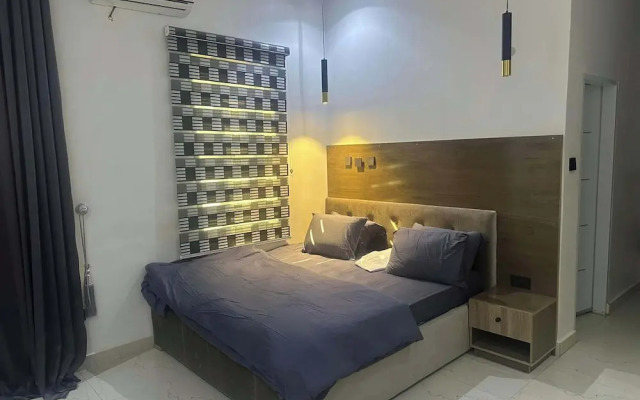 Dejays Homes and Shortlets