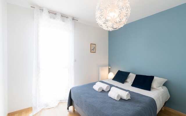 LA Perouse - Apt 2 Chambres,parking, Proche Rennes