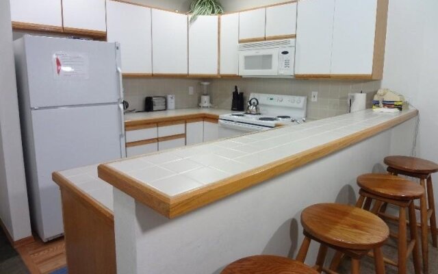 Cinnamon Ridge Condominiums