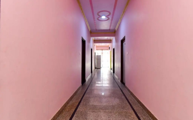 Hotel Amar Palace by OYO Rooms