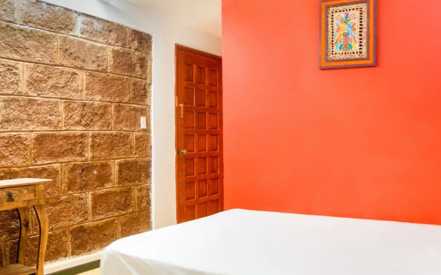 OYO Hotel Del Centro