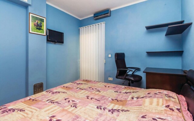 Beautiful Home in Crikvenica With Wifi and 2 Bedrooms