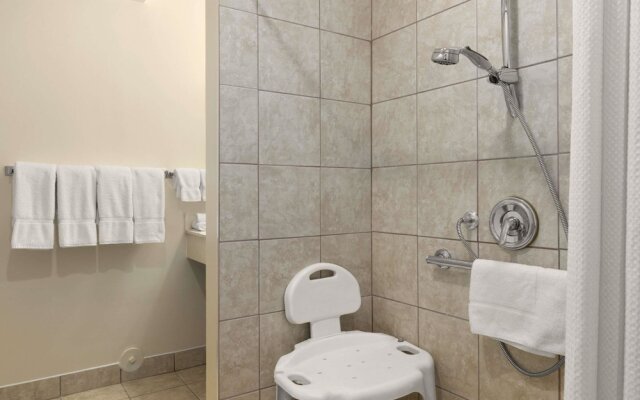 Travelodge Calgary University