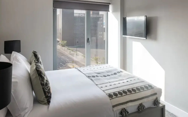 Host Stay Monarchs Quay