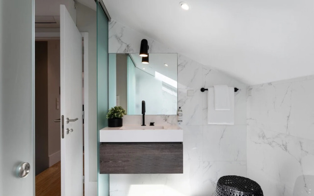 LX4U Apartments  Baixa Douradores