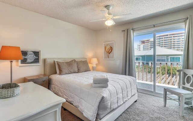 The Other Castle 5 Bedroom Home by RedAwning