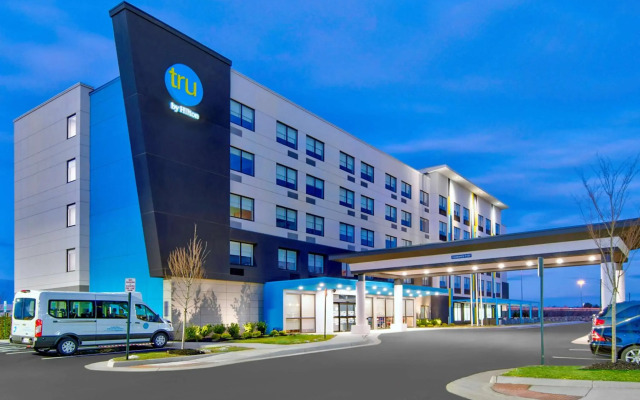 Tru by Hilton Ashburn One Loudoun