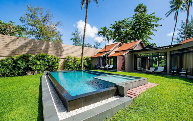 Impiana Beachfront Resort Patong, Phuket