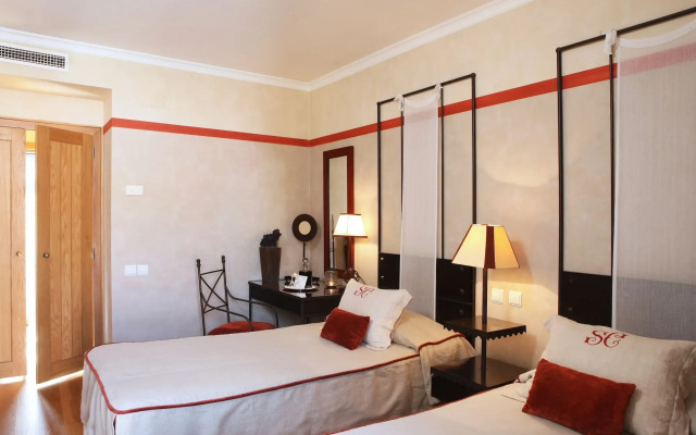 Solar Do Castelo, a Lisbon Heritage Collection