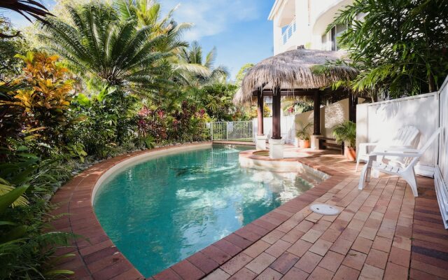 Villa Beach Palm Cove