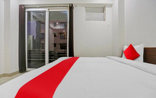 Flagship Unicorn Rooms Near Omaxe Celebration Mall