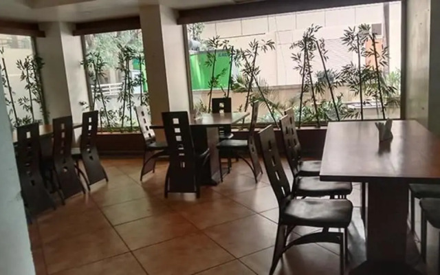 Fabhotel Prime Ivy Studio