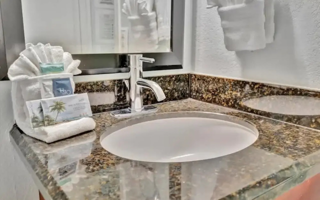 Bahia Waterview Suite Pool Tennis Beach Fishing