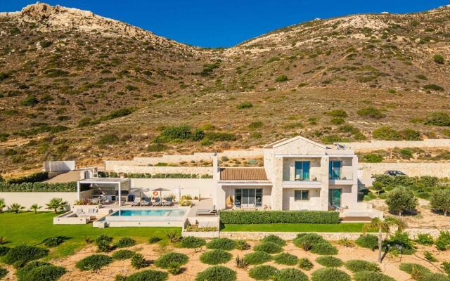 Villa Cielo I Free Heated Pool Stunning Seaview