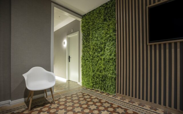 Fontanella by BCN URBAN ROOMS