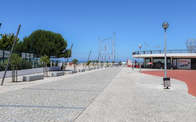 Sea View Apartment by Rent4all