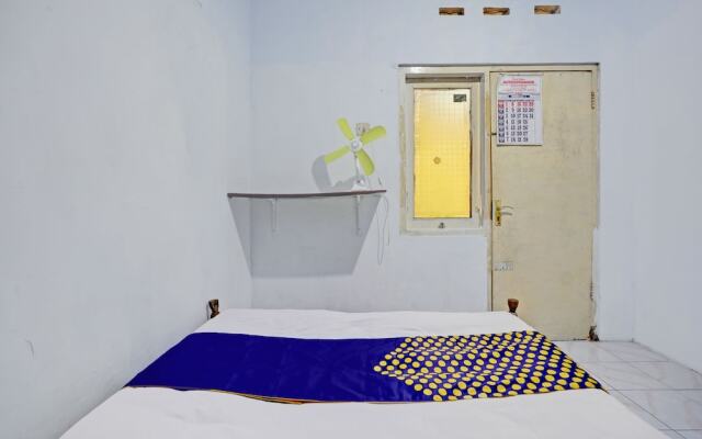 OYO Life 92921 Omaya Kost Syariah