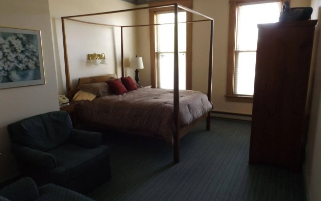 Hermanns European Inn