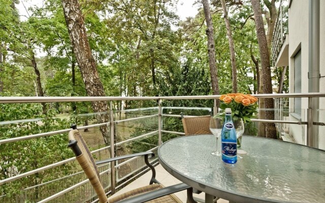 Willa Tamara BlueApart Jurata