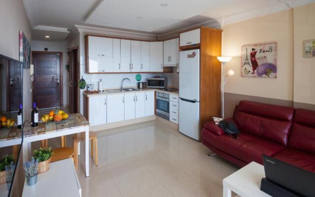 Comfortable apartment with amazing sea views
