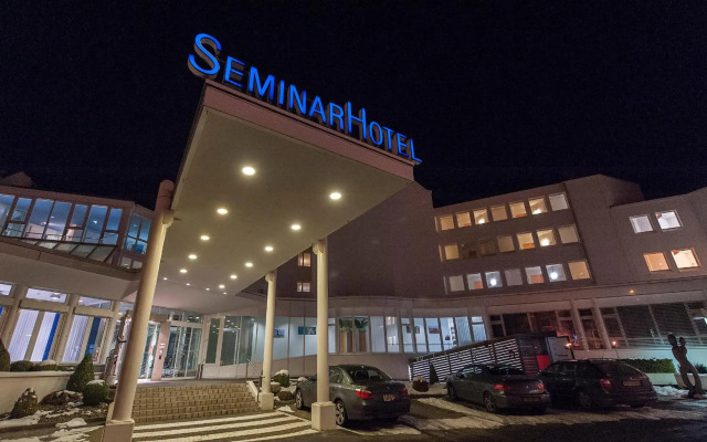 TOP SeminarHotel am Aegerisee Unteraegeri