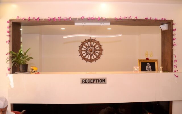 OYO 9806 Hotel Arvi