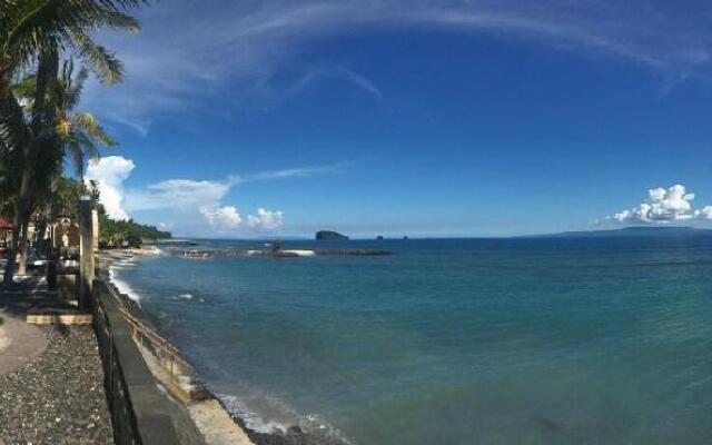 Segara Wangi Beach Cottages