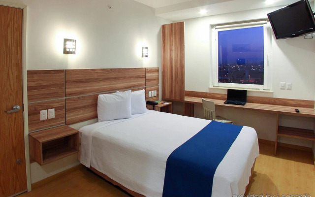 One Guadalajara Periferico Norte