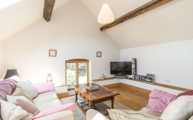 Foxholes Barn