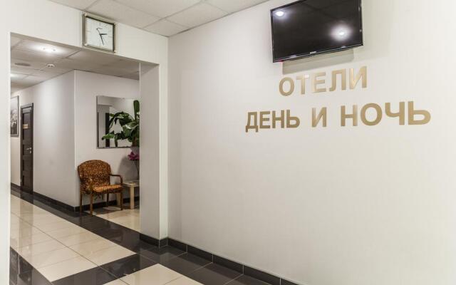 Гостиница День и Ночь — фото