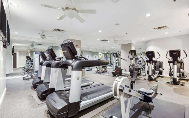 2BR Luxury City Suite With Gym & Pool