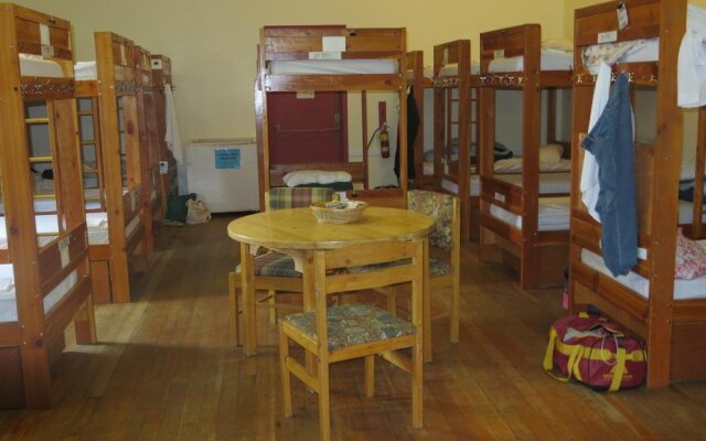 HI Jasper - Hostel