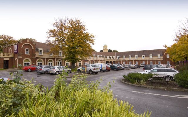Premier Inn Manchester Trafford Centre Sth