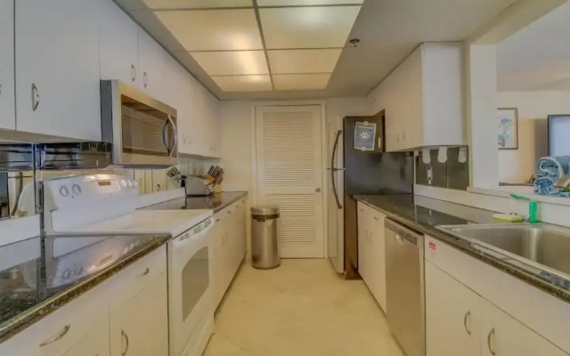 Long Beach Luxury 3 1006