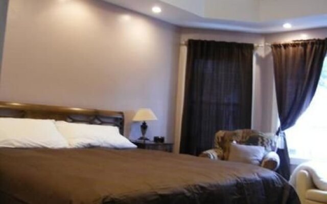 Holman Street Apartment