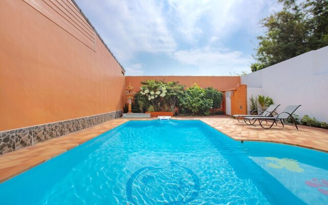 Holiday Bliss 3BR Pool Villa Lancelot 2