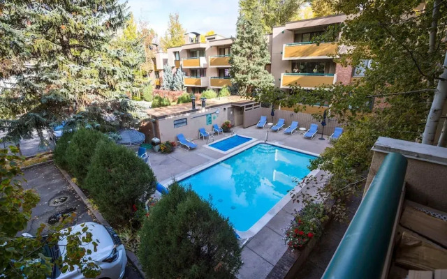 Riverview Condominiums