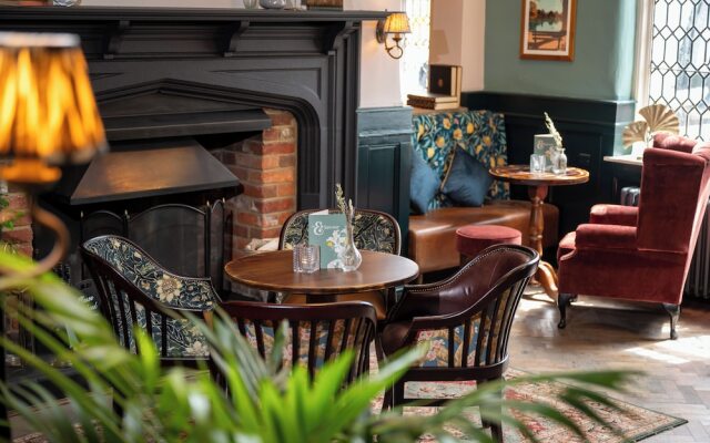 Wheatsheaf Hotel - Virginia Water by Greene King Inns