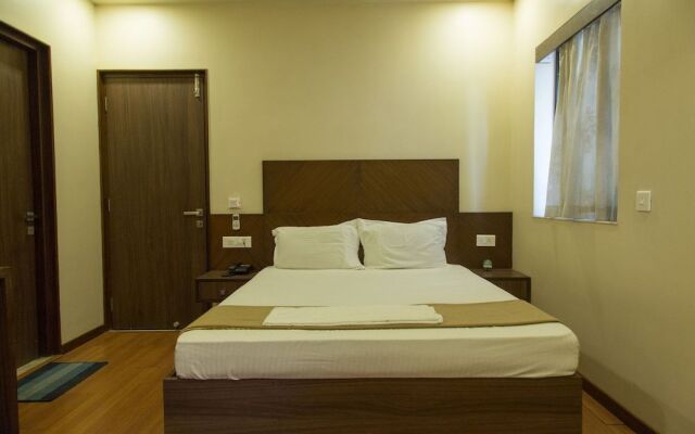 JK Rooms 137 Majestic Annexe