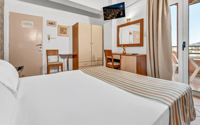 Erato Hotel