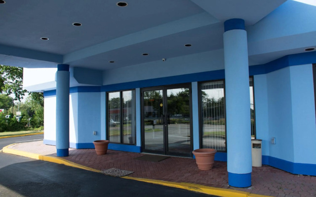 Atlantic Inn & Suites