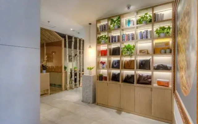 Zhengzhou Jujing Hotel